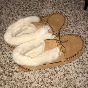 Minnetonka slippers